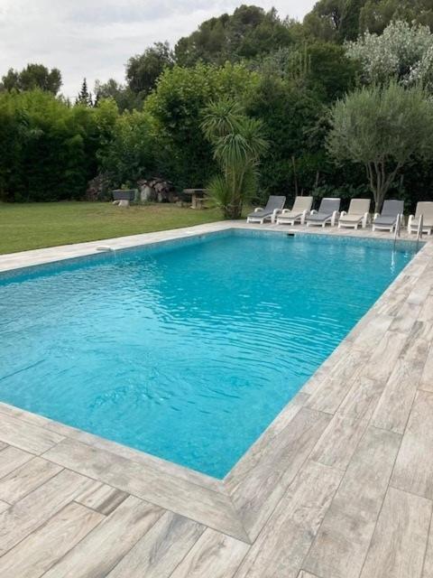 Chez Pat Et Dom Villa Екс ан Прованс Екстериор снимка